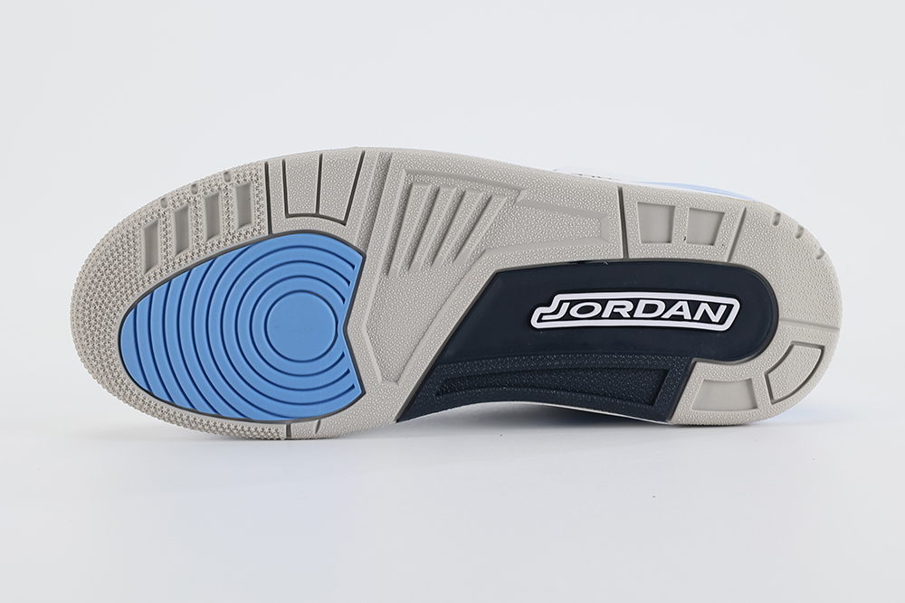 Air Jordan 3 Retro 'UNC' Player Exclusive Replica