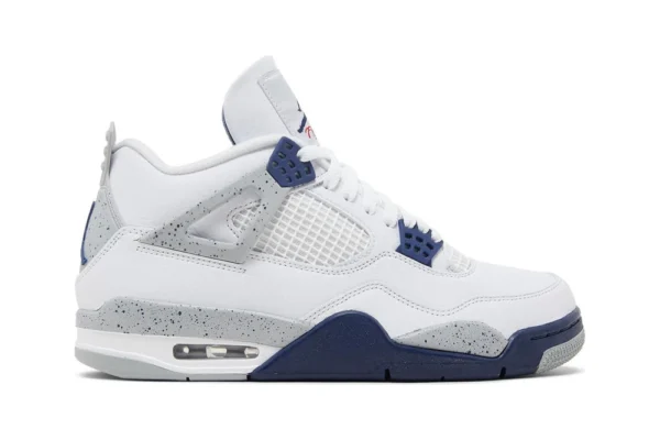 The Air Jordan 4 Retro Midnight Navy, 1:1 original material and best details. Shop now for fast shipping!