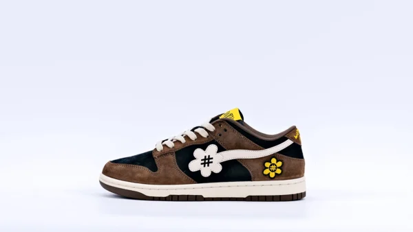 NK Dunk SB x Whater The Plant 'Truffle' REPS Sneaker