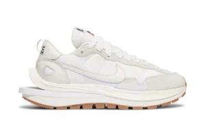 Immerse in the luxury of Sacai x NK VaporWaffle 'Sail Gum', a masterclass in sneaker rep excellence. 1:1 Same as the Original.