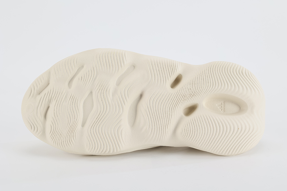 Yeezy Foam Runner 'Sand' Replica