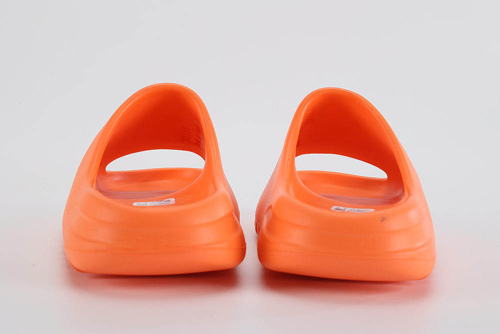 Yeezy Slides 'Enflame Orange' Replica