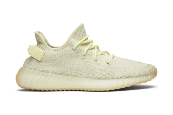 The Yeezy Boost 350 V2 'Butter', 1:1 top quality reps shoes. Material and shoe type are 100% accurate.