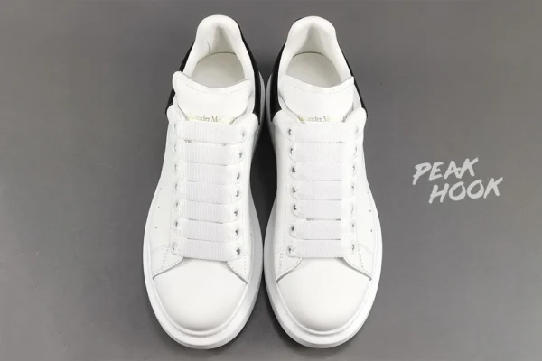 Alexander McQueen Oversized Sneaker 'White Black' REPS (3)